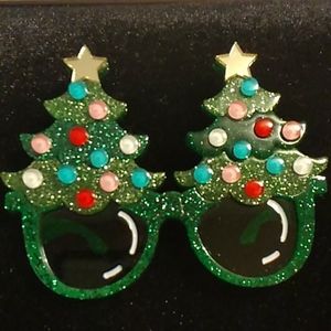 Funky Christmas Glasses Brooch